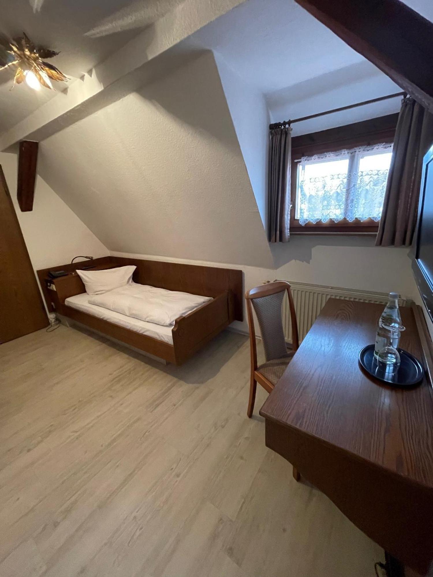 Landhotel Sickinger Hof Walldorf  Ngoại thất bức ảnh
