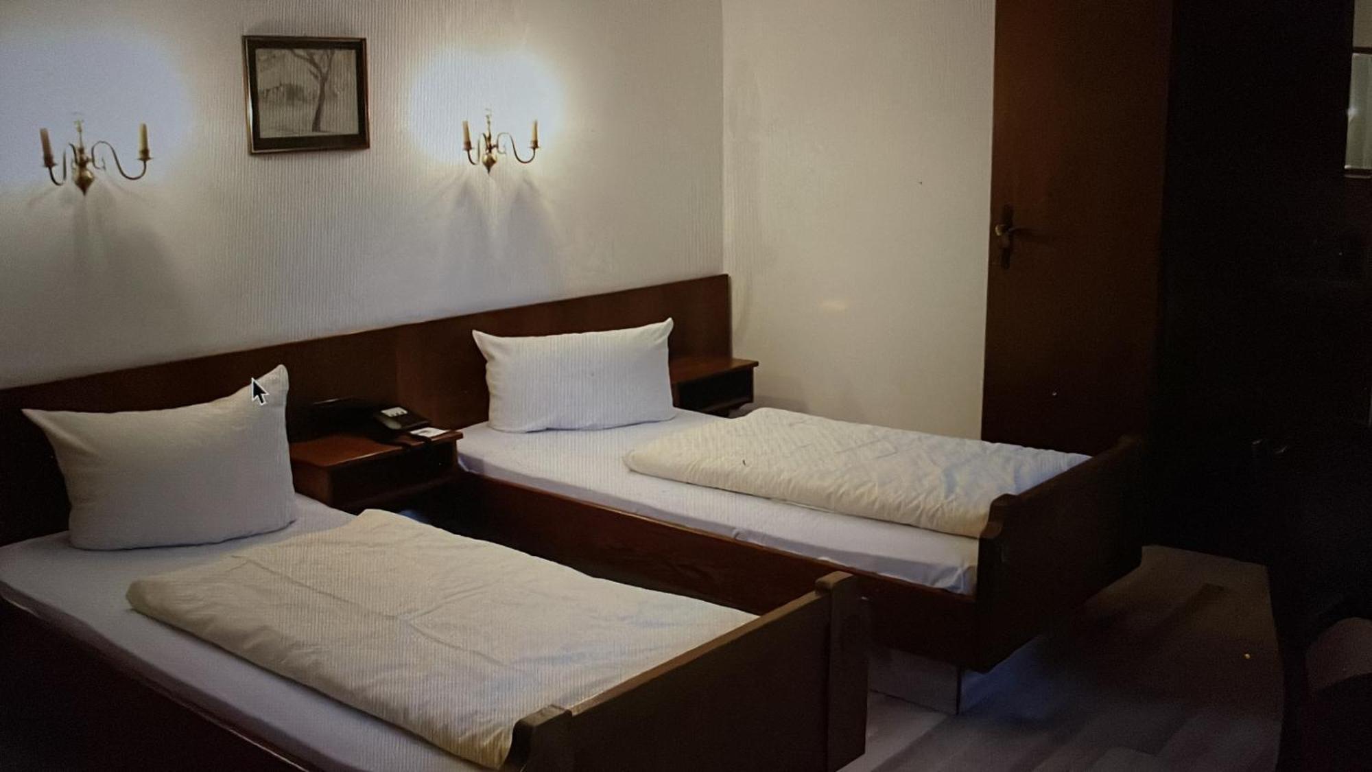 Landhotel Sickinger Hof Walldorf  Ngoại thất bức ảnh