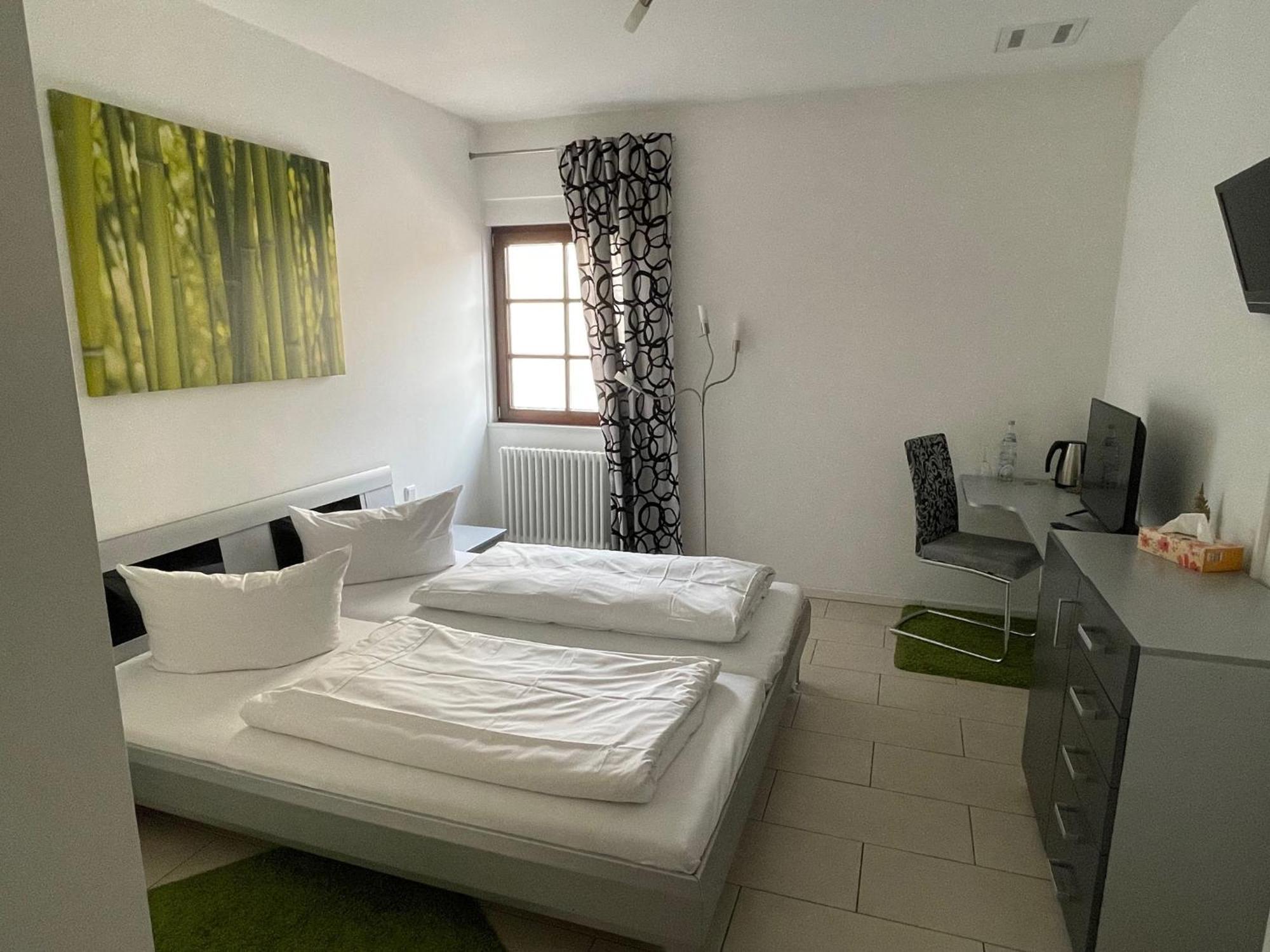 Landhotel Sickinger Hof Walldorf  Phòng bức ảnh